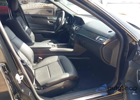 2016 Mercedes-Benz E 350 4Matic z USA, uszkodzony, nr VIN WDDHF8JB1GB266907